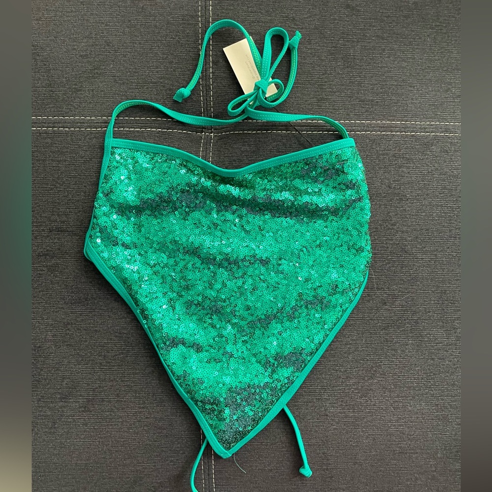 Aleka Bikini Top
superdown
Color: Turquoise